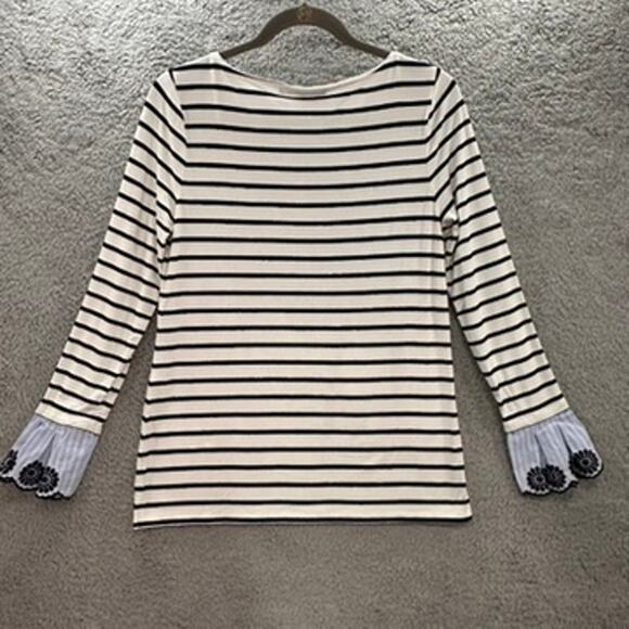 White House Black Market Small Black White Shirt Blue Embroidered Cuffs Eyelits - Picture 8 of 10